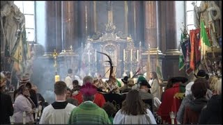 Friedensgottesdienst der Karnevalisten 2024  Einzug in die Stadtpfarrkirche Fulda [upl. by Riplex]