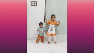 bum bum bole song  Ayesha amp Areeba Dance [upl. by Dduj]