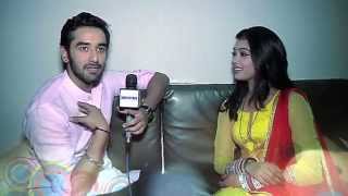 Veera and Baldev aka Digangana and Vishal of VEERA play WHO BLINKS FIRST [upl. by Ransome]