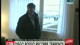 C5N  PROCREAR DIEGO BOSSIO RECORRE TERRENOS [upl. by Tertias]