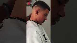 fazendo risco no cabelo 🖋️🔥💈cortetop barber brasilbarbers [upl. by Nelsen]