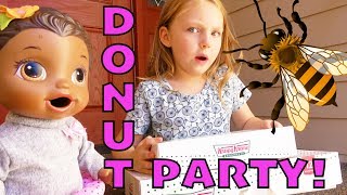 BABY ALIVE gets a SWEET TREAT SURPRISE The Lilly and Mommy Show The TOYTASTIC Sisters FUNNY SKIT [upl. by Lyrehc959]