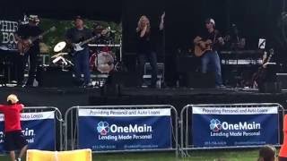 Thirsty Boots Band at Naperville Ribfest 7316 covering Independence Day by Martina McBride [upl. by Ilamad]