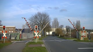 Spoorwegovergang Bocholt D  Railroad crossing  Bahnübergang [upl. by Vassar]