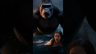 King Kong is the real hero who saved humans kingkongmovie girl dinosaur [upl. by Sevart]