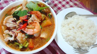 How to make the Best Tom Yam Soup with Seafood Recipe [upl. by Wash]