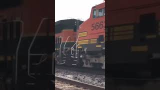 70mph Eastbound BNSF Z Train flies through La Plata MO railway railroad railfan [upl. by Adlar710]