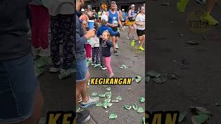 Bocil GIRANG Sudah Membantu Pelari Marathon🎉🤗 videoviral maraton olahraga [upl. by Oidiple767]