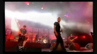 Blur  Song 2  Live T in The Park 2009 [upl. by Larret]