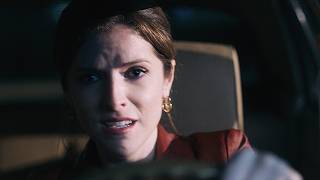 Elle fâche un tueur en série  La femme de lheure 2024  Anna Kendrick  Movie Clip 4K [upl. by Chamberlin984]