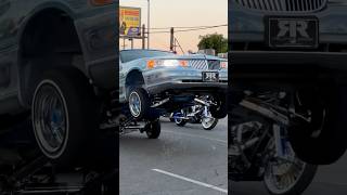 Lincoln Town Car LOWRIDER HOPPING and hitting switches on the Blvd in Los Angeles California cars [upl. by Andros321]