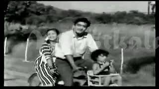 sanware salone aaye din bahar ke Ek Hi rasta1956MeenaKumariamp SunilDuttHemant KumarLata Majrooh [upl. by Jean]