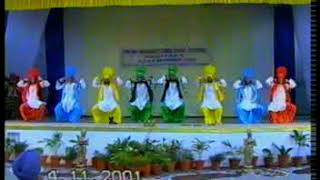 GHG KHALSA COLLEGE  GURUSAR SADHAR  BHANGRA  2001 [upl. by Daj]