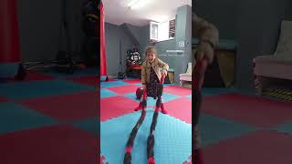 Spora başlama yaşı ne olmalıdır keşfet eğlenceli kickboxing muaythai boxing sports [upl. by Philine140]