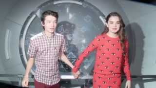 Enders Game  Cast Fan Experience at ComicCon 2013 [upl. by Eidnam]