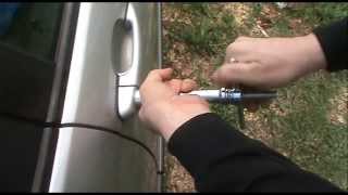 Pulling Device for Car Locks [upl. by Norrehc]