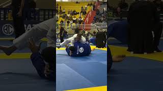 Arco e flecha absoluto Jiu jitsu bjj [upl. by Lotti405]