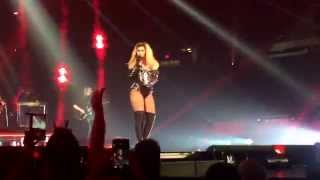 Shania Twain  Man I Feel Like A Woman  Nassau Coliseum  July 1 2015 [upl. by Nilsoj]