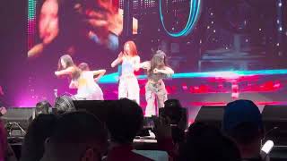 Itzy Loco fancam 4K 60fps 20240616 Born to Be Tour Dallas [upl. by Lemrac559]