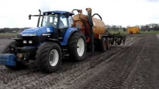 New Holland 8970A met Veenhuis Trekkerweb [upl. by Vikki]