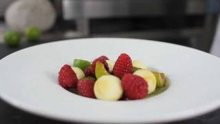 Salade de fruits de la ReineClaude à la verveine [upl. by Khalid]