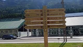 La gare de Canfranc Départ de Bedous [upl. by Euh]