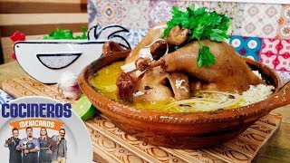 Receta Caldo de gallina  Cocineros Mexicanos [upl. by Schlicher]