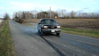 97 gmc sierra 57L with FLOWMASTER 40s burnout [upl. by Morrie]