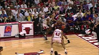 Charles Barkley 32pts12rebs10asts vs Bulls 1993 Finals [upl. by Alfeus]