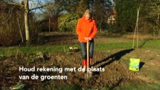 Floraluxtuintip Hoe maak ik mijn moestuin voorjaarsklaar [upl. by Harutek694]