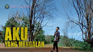 Arief  Aku Yang Mengalah Official Music Video Cintaku Kau Anggap Debu [upl. by Horne]