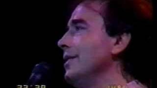 SERRAT  NANAS DE LA CEBOLLA  LUNA PARK 1990 [upl. by Nairehs661]