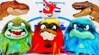 Grumblies Are Eatting Up Everything Go Go Super Wings  ToyMart TV [upl. by Esadnac]