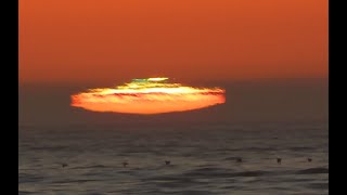 Novaya Zemlya sunset mirage with green flashes and whales spouts [upl. by Tarah]