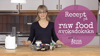 Recept på hur man bakar raw food kaka avokadokaka [upl. by Yekcim]