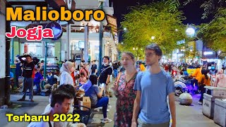 Suasana Malioboro Yogyakarta Terbaru 2022  Pasar Beringharjo Buka Sampai Malam Hari [upl. by Siaht]