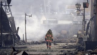 Über 50 Tote nach starken Erdbeben an der japanischen Westküste [upl. by Aniratak985]