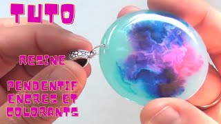 COMMENT FAIRE UN BIJOUX EN RESIN PETRI DANS LA RESINE COLOREE [upl. by Ttnerb]