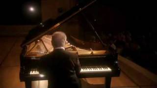 Barenboim plays Beethoven Sonata No 23 in F Minor Op 57 quotAppassionataquot 2nd Mov [upl. by Stoeber]