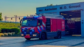 OPKOMSTUITRUK PRIO 1 brandweer Dronten met spoed naar een til assistentie in Dronten zuid 255531 [upl. by Onida]