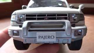 Up close look 118 Mitsubishi Pajero Exceed by Autoart [upl. by Tobit761]