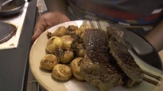 How to Cook Jerked Steak with White Wine Mushrooms [upl. by Aret]