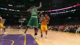 Kobe Stares at Shaq After And1 [upl. by Derwood]