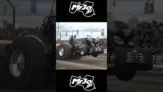 hurricane wildride tractorpulling [upl. by Frayda]