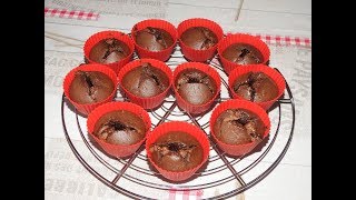 MUFFIN AL CIOCCOLATO CON SORPRESA Ricetta Facile e Veloce [upl. by Phelgon]