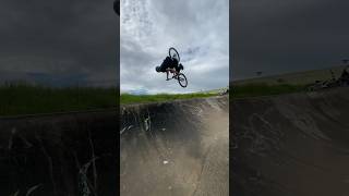 Skate park tourin mtb mtbdirtjump bikelover [upl. by Corly]