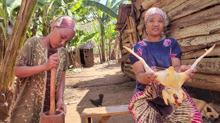 African village life cooking village food Authentic swahili Biryani with chicken curry for lunch [upl. by Iene563]