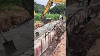 Concrete pouring process for ditch wall [upl. by Rayner]