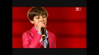 Damiano Mazzone canta o vesuvio live [upl. by Drofnats]