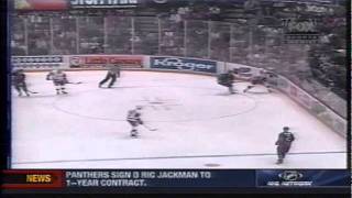 Steve Yzerman scores from the red line on Grant Fuhr 42597 [upl. by Llertnauq82]